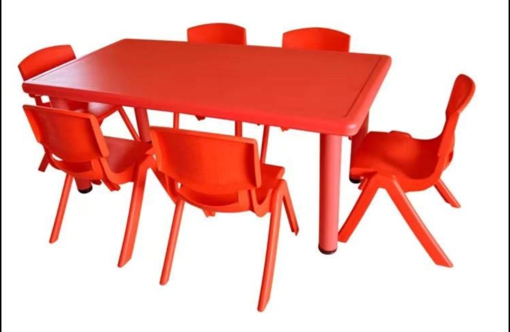 KID-CHAIRS-AND-TABLE-RED-1024x667
